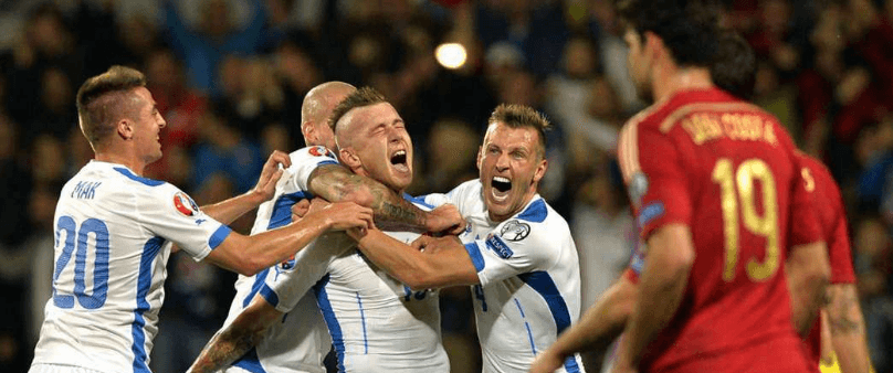 Slovakien skrällde Spanien Slovakien fotboll betting